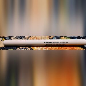 IL MAKIAGE Black Card Liquid Eyeliner